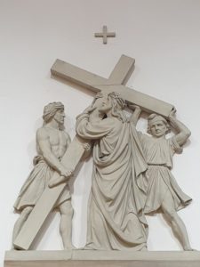 Predigt zu Lukas 22, 47 - 53 7 Wochen mit jesus unterwegs Passionsweg Passion Kreuzweg im Dom zu Speyer Jesus und das Kreuz