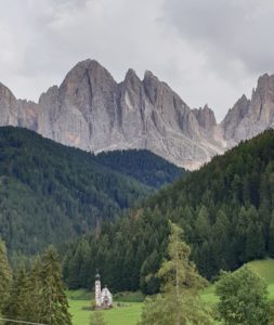 Trost in schweren Zeiten Trauer Traurigkeit neue Hoffnung Blickrichtung ändern aufschauen zu Jesus Hilfe in Trauer und Traurigkeit Hoffnung Zuversicht Kirche in Südtirol