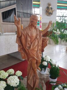 Predigt zu Römer 12,21 17 Sonntag nach Trinitatis Jesus leiten lassen Gute Böse Christusfigur Kirche Oberpfalz 