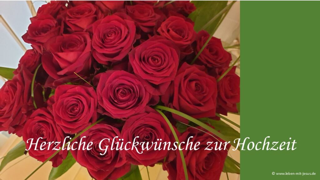 e-cards zur Hochzeit Glückwünsche besonders schöne e-cards Rosenstrauß rote Rosen Blumenstrauß