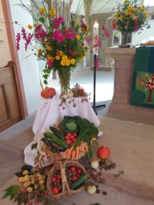 Predigt zu Hebräer 13,15-16 Erntedank Fest Kirche in Morschheim Gaben Ernte 