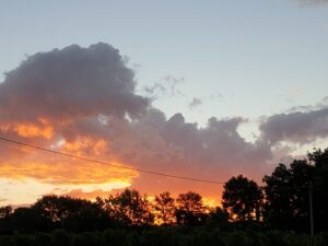 Mission Jesus Christus Macht gegeben im Himmel und auf Erden Morgenhimmel Sonnenaufgang Toskana 