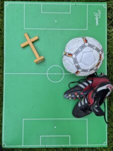 Predigt zu 1. Petrus 4,10 1. Korinther 15,57 Römer 12,4-6a Fussball und Glaube Gemeinde Mannschaftssport Fussballweltmeisterschaft 2026